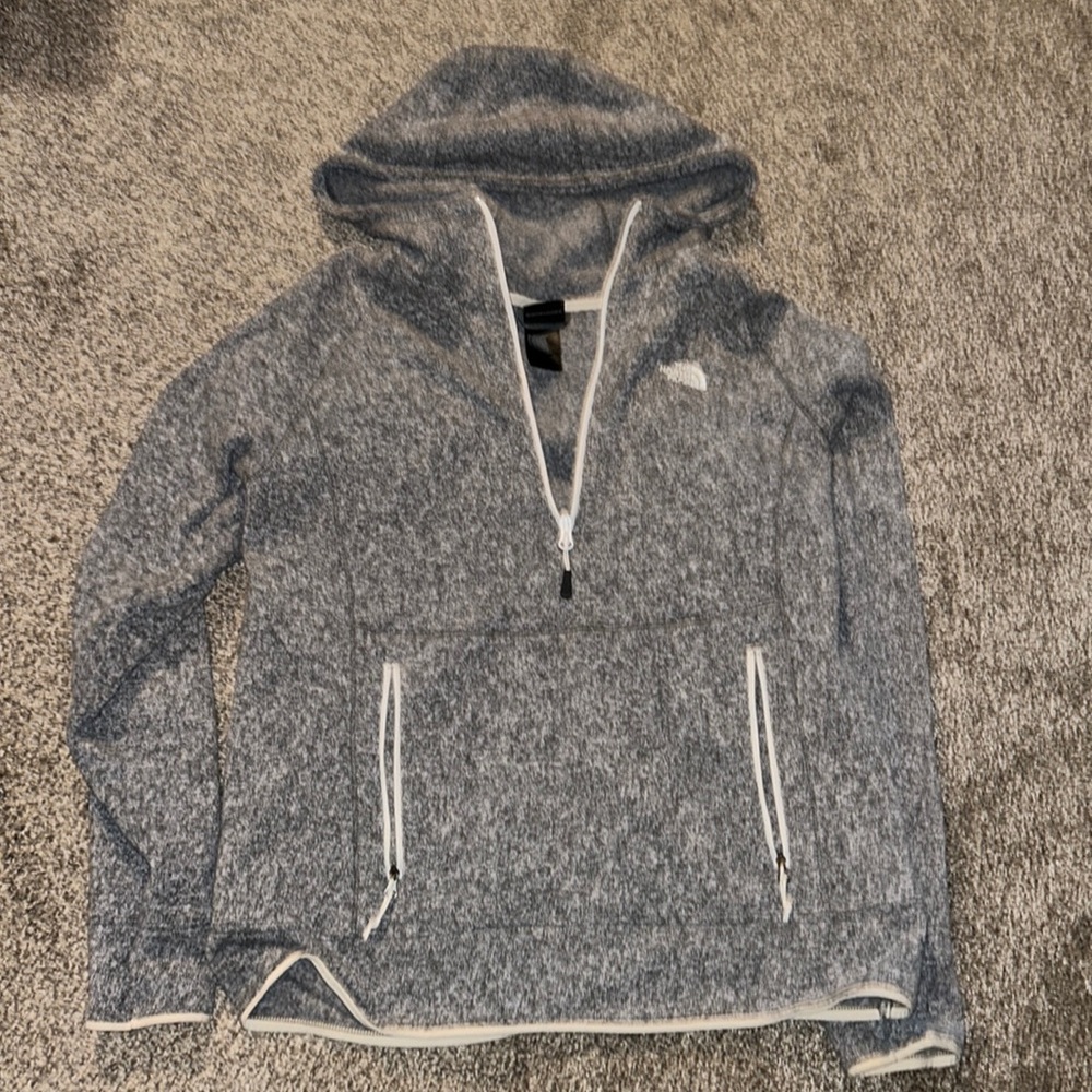 North face women’s pullover